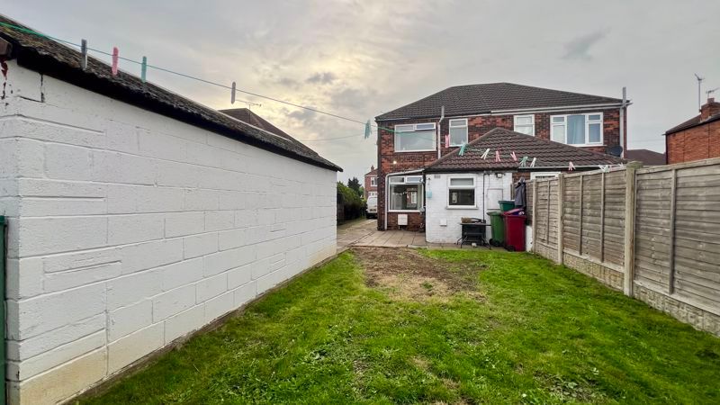 Property photo 2 of 16 Photo 1