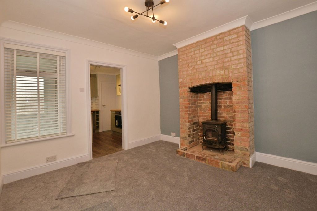 Property photo 3 of 15 Pbox-Img.Jpg