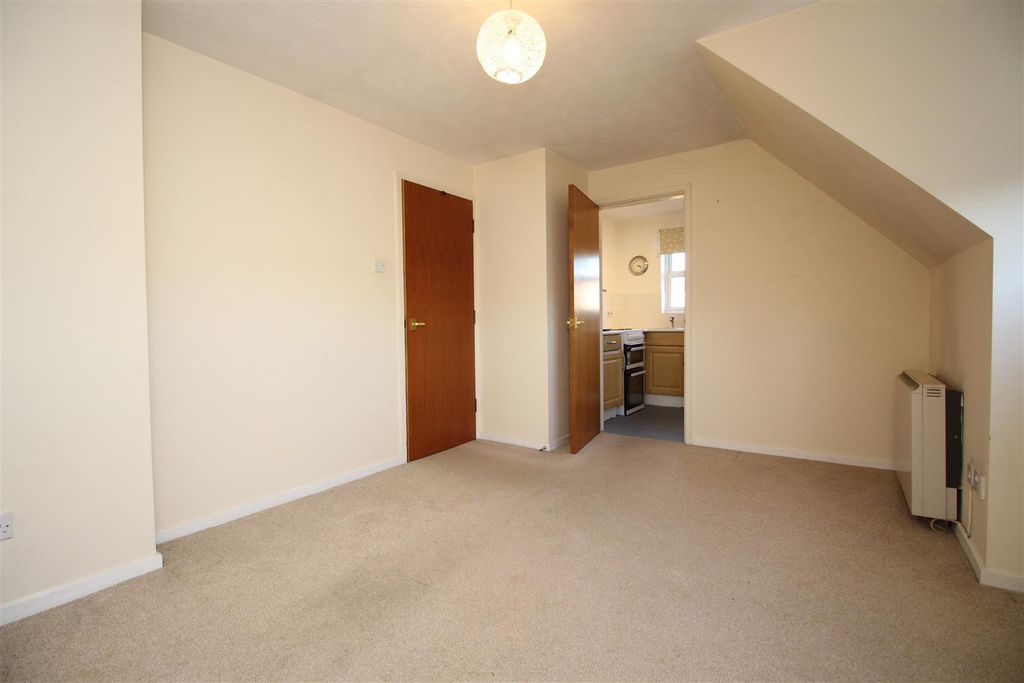 Property photo 2 of 5 Picture 2