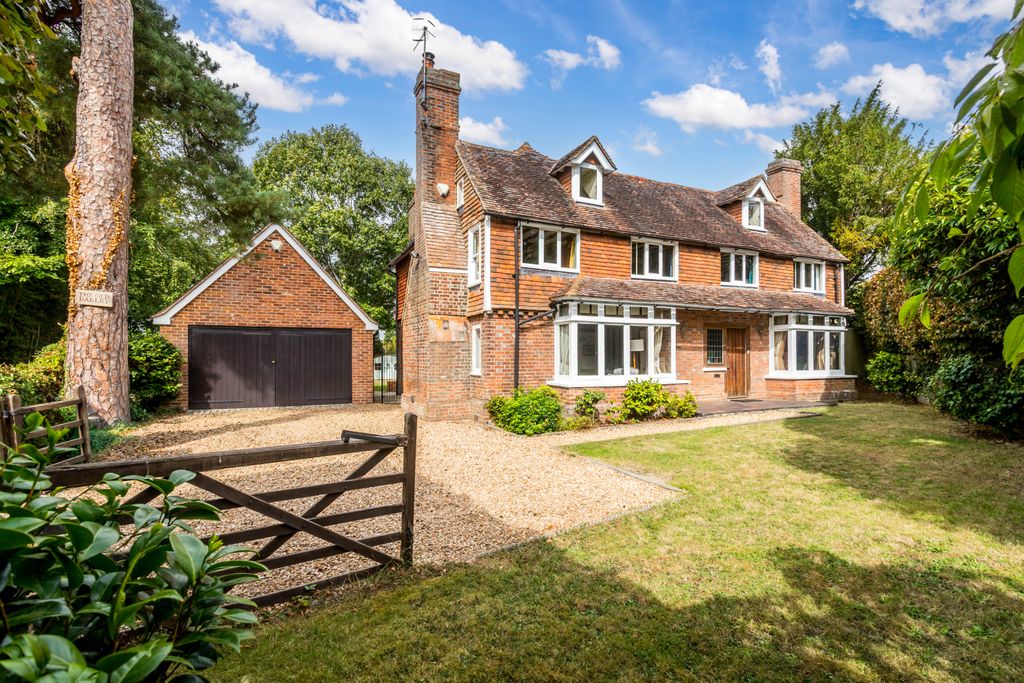 Property photo 1 of 19