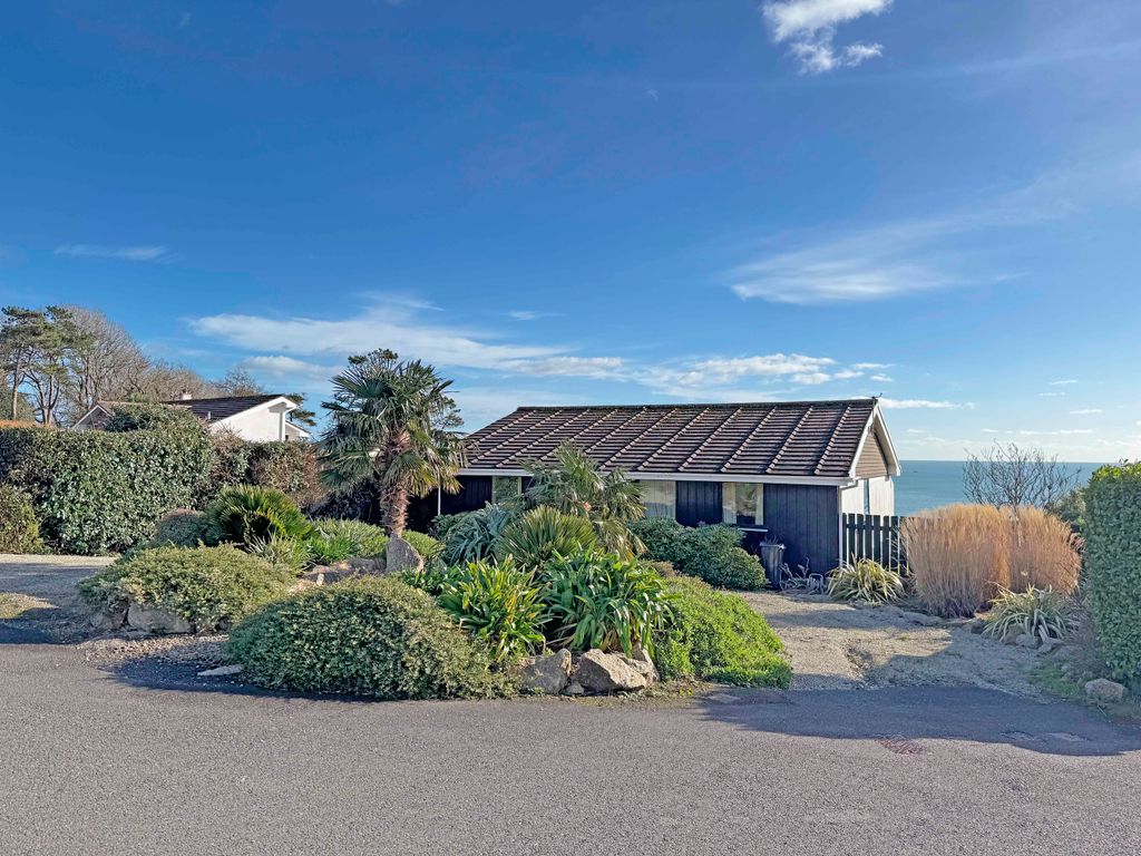 Property photo 2 of 9 Photo 2