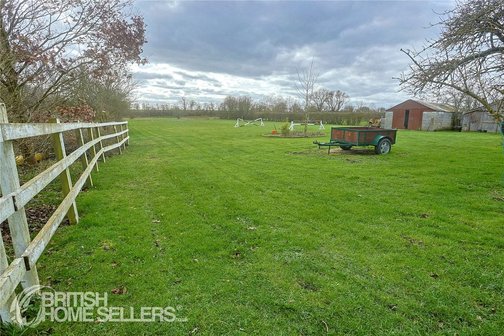 Property photo 2 of 28 Picture No. 04