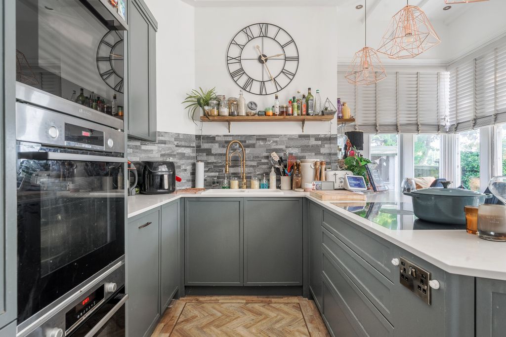 Additional image 10 of 6 bed semi-detached house for saleSaffrons Road, Eastbourne, East Sussex BN21