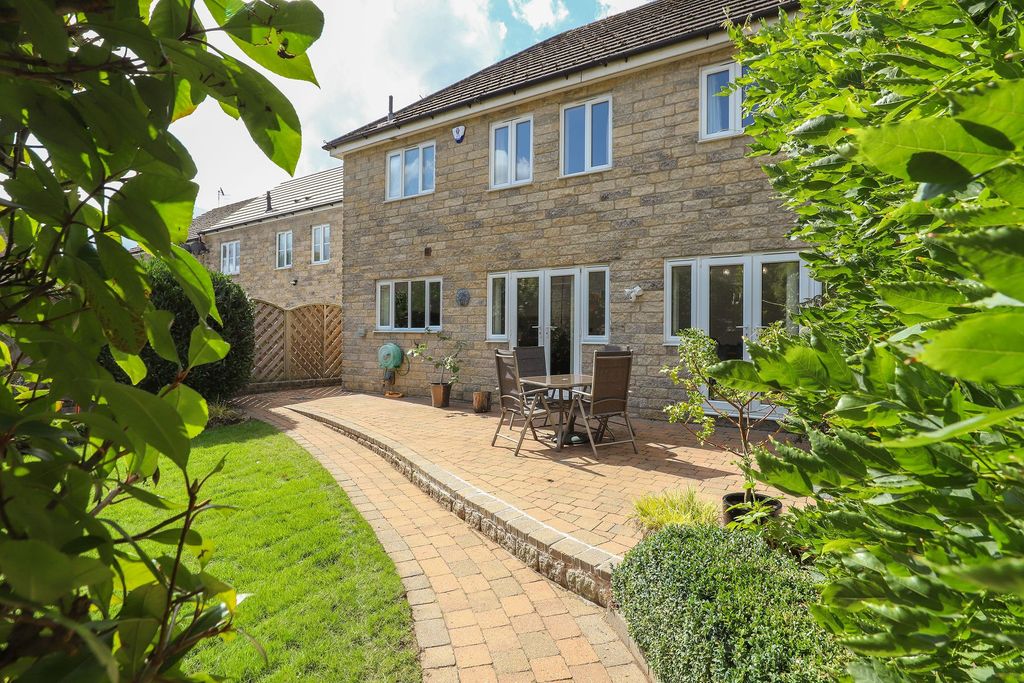 Property photo 3 of 30