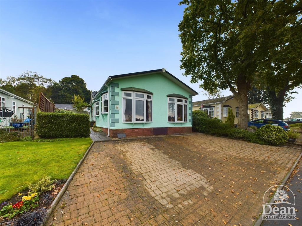 Property photo 3 of 23