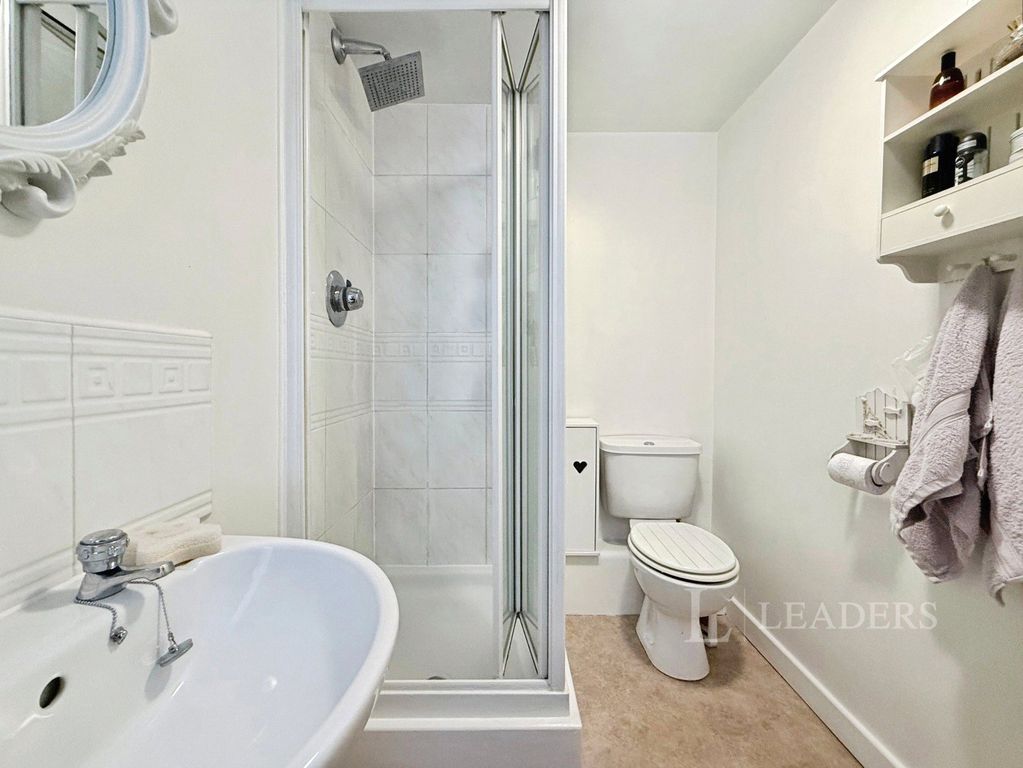 Property photo 3 of 7 Picture No. 19