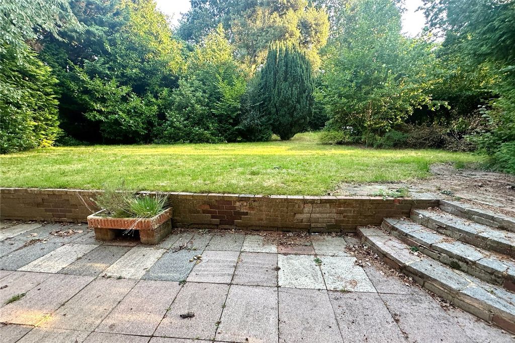 Property photo 3 of 17 Picture No. 06