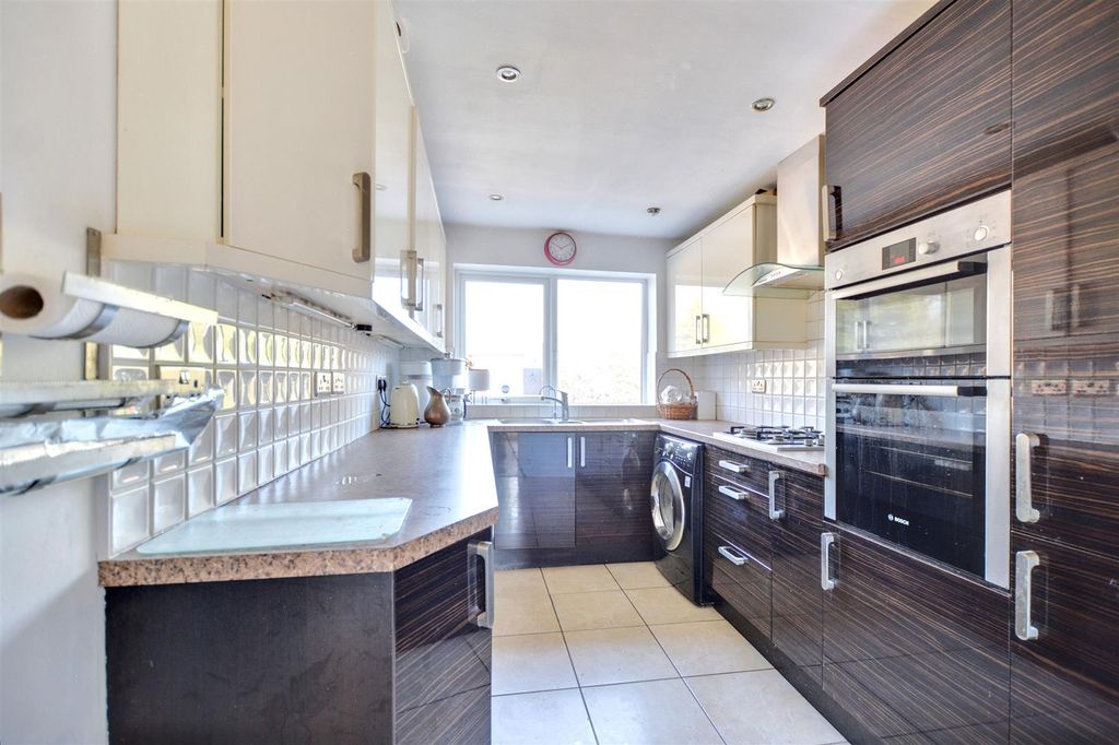 Property photo 3 of 28 Kitchen_1.Jpeg