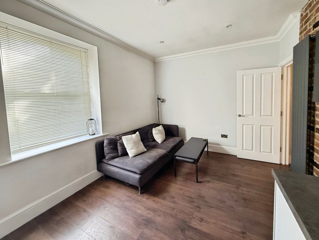 Property photo 3 of 12 3Ed77F54-Img_8188