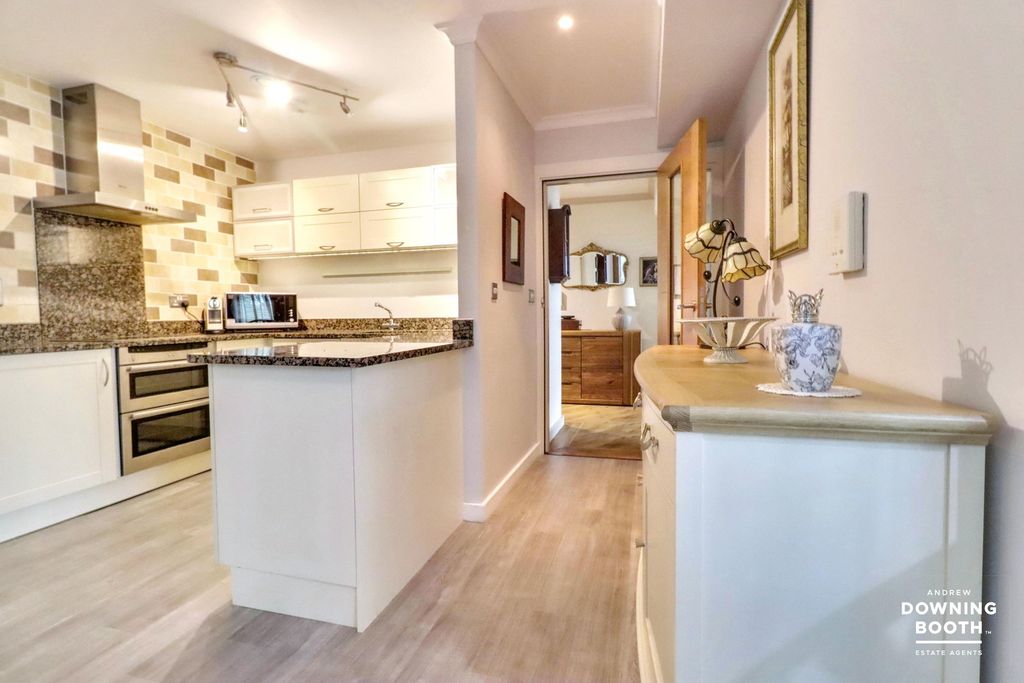 Additional image 6 of 2 bed flat for saleBird Street, Lichfield WS13