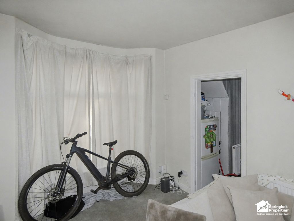 Property photo 2 of 10 Image 1