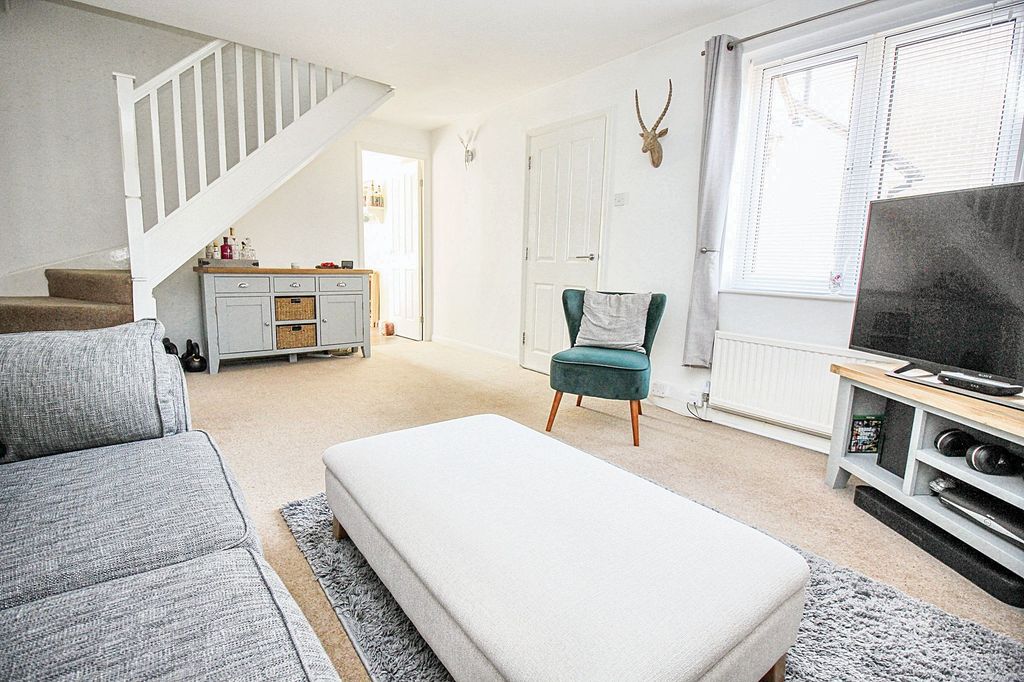 Property photo 3 of 13