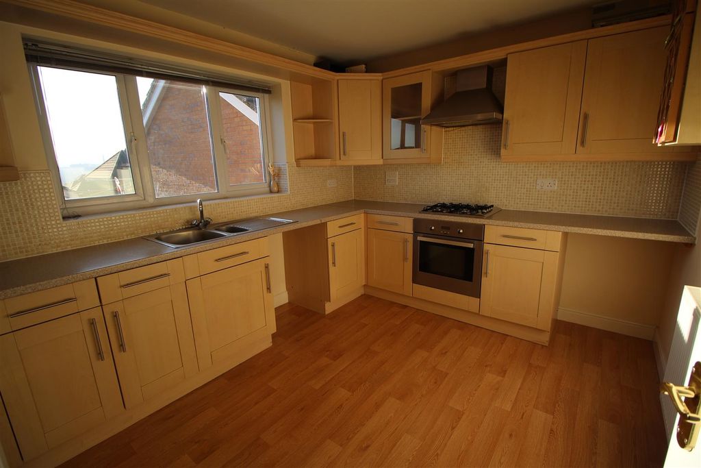 Property photo 2 of 10 Breakfast Dining Room