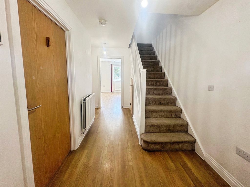 Property photo 3 of 14 Picture No. 51