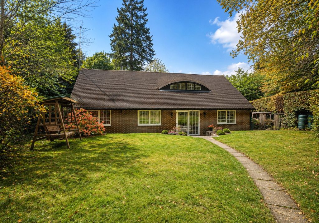 Property photo 1 of 29 Picture No. 37