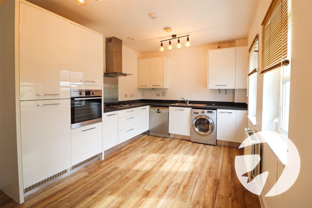 Property photo 3 of 12 Picture No. 19