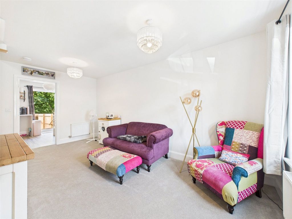 Property photo 2 of 14 Picture No. 03