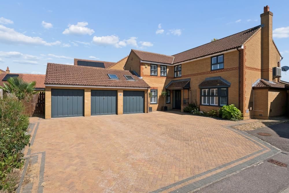 Property photo 1 of 27 Dsc04389-B3ba9542439A9d4308Acba3E0d2193A7 - 800Px.
