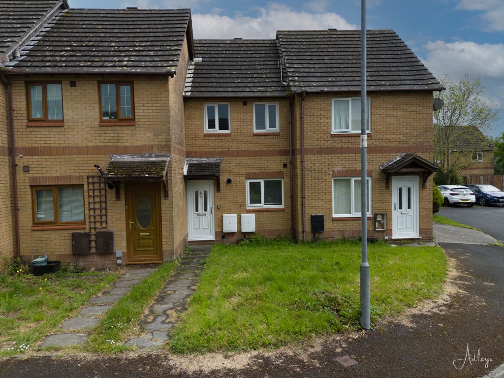 Property photo 1 of 12