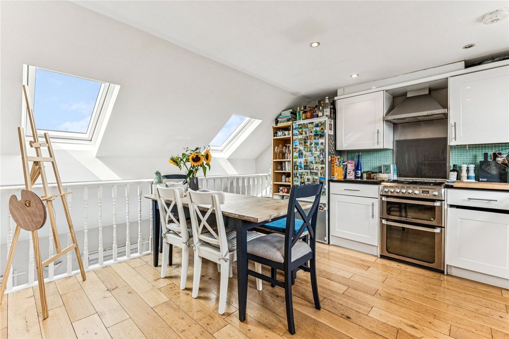 Property photo 3 of 10 Picture No. 15