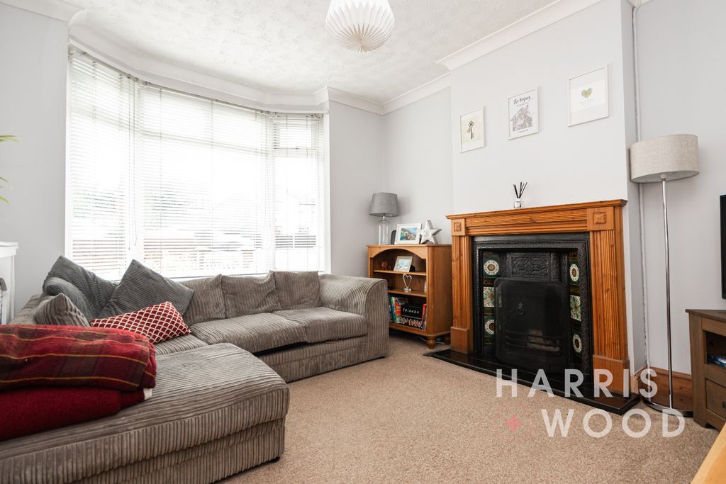 Property photo 3 of 18 4408953