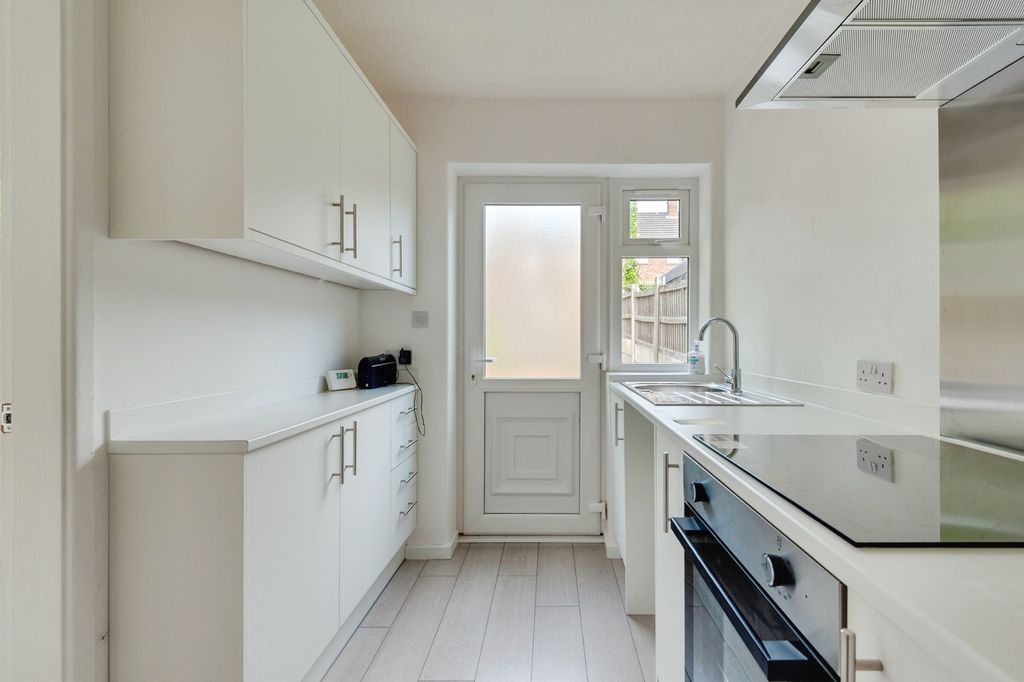 Property photo 3 of 19 Pbox-Img.Jpg