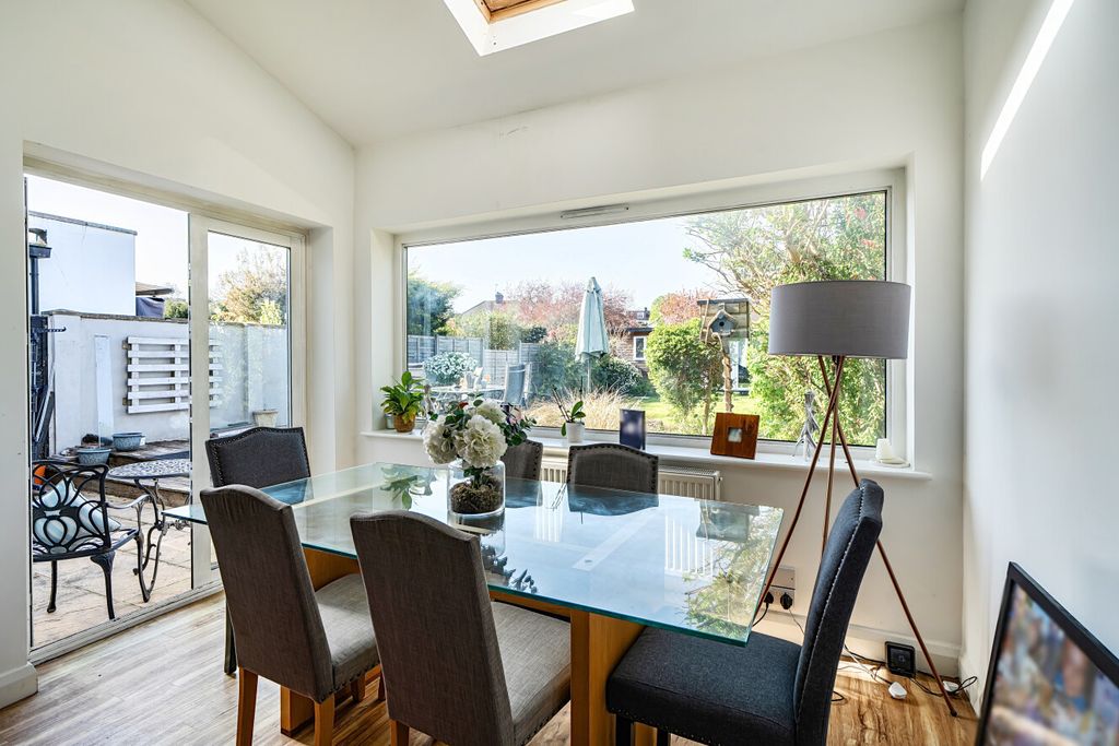 Property photo 3 of 20 1434848-9-69d673d...