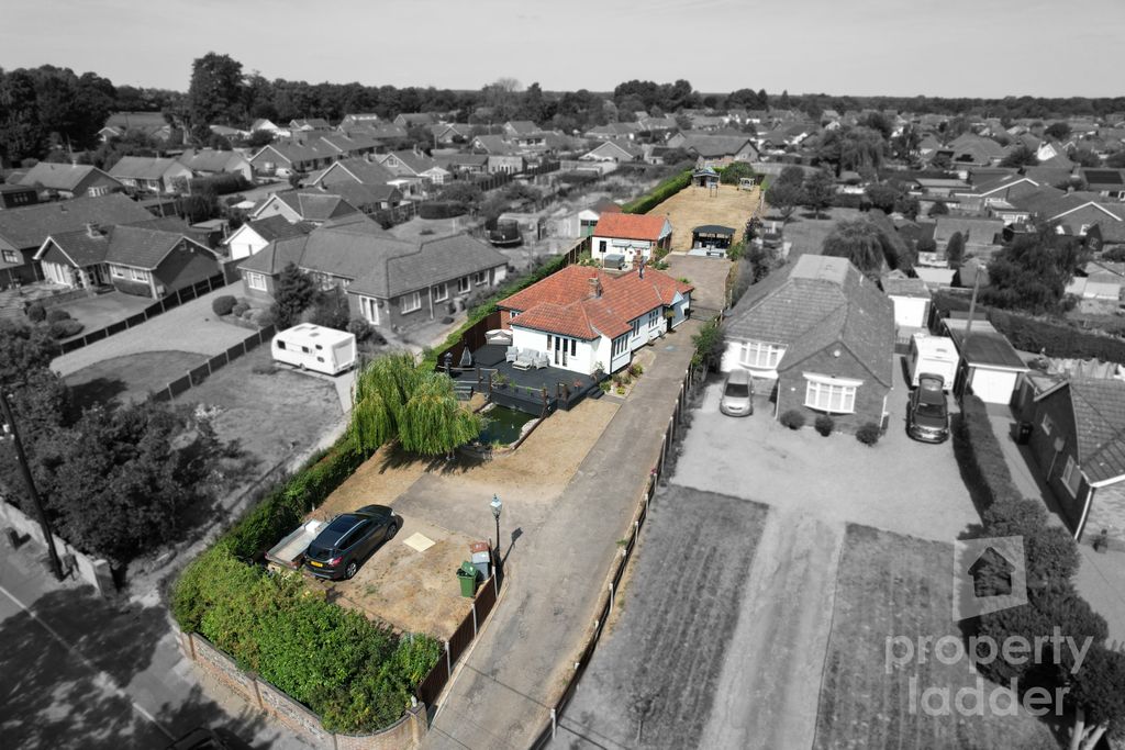 Property photo 1 of 28 Pl