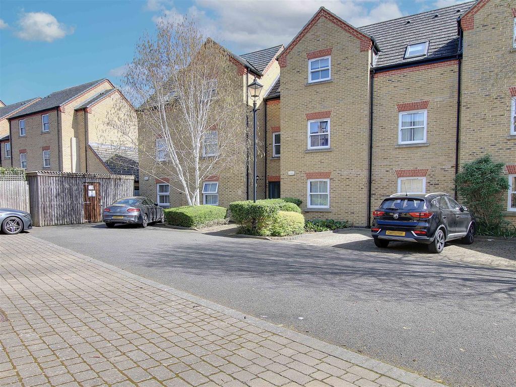 Property photo 1 of 11 Img_9499-Img_9501.Jpg