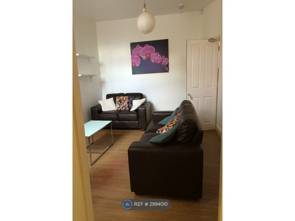 Property photo 1 of 12 Lounge Diner 1 Of 2