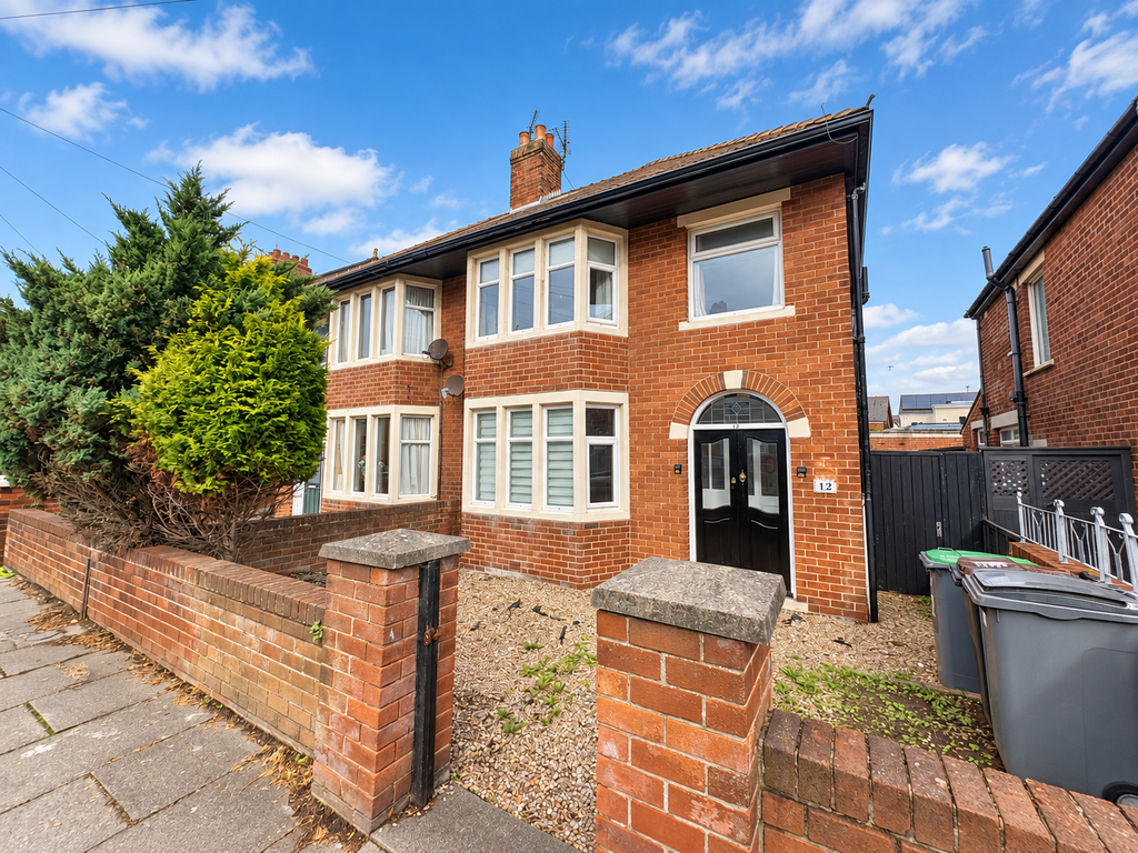 Property photo 1 of 17