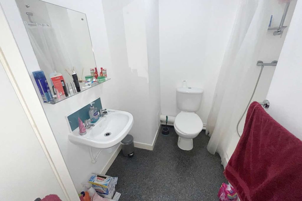 Property photo 3 of 9