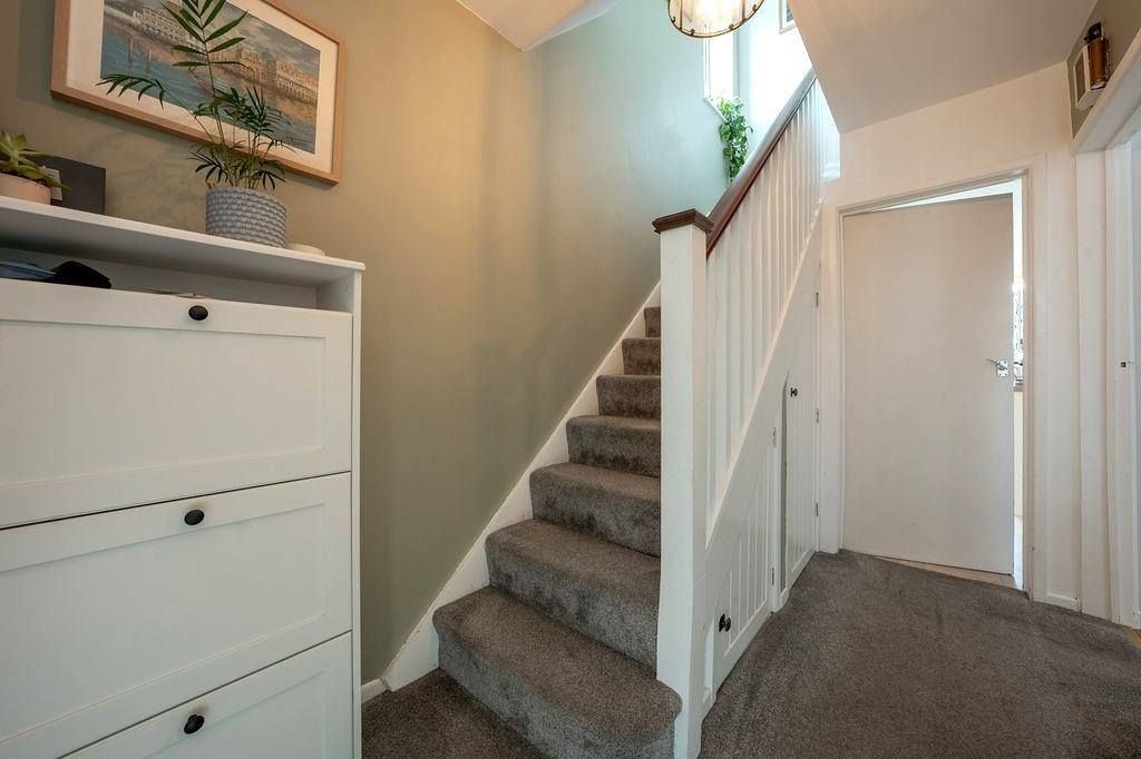 Property photo 2 of 18 Gallery