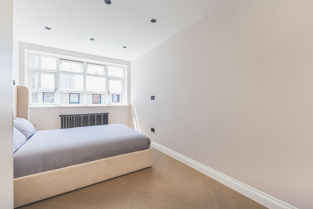 Property photo 2 of 7 6C9A5681