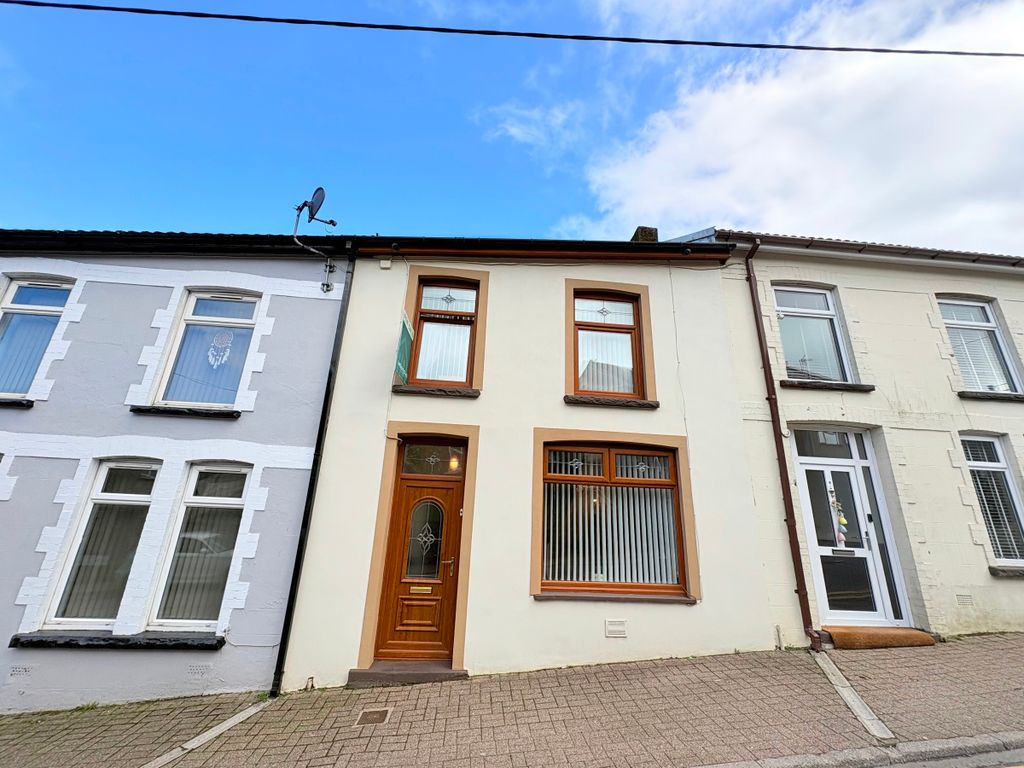 Property photo 1 of 26