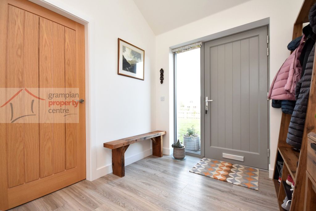 Property photo 2 of 34 Entrance Hall.Jpg