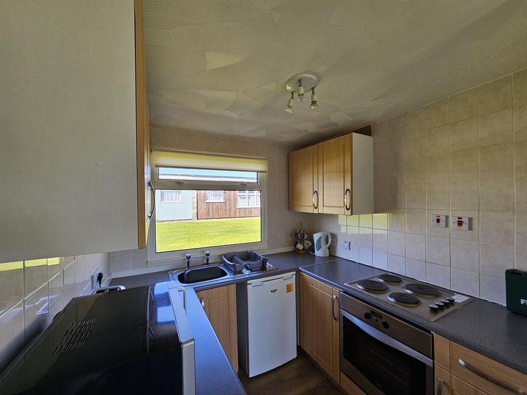 Property photo 1 of 14 Kitchen