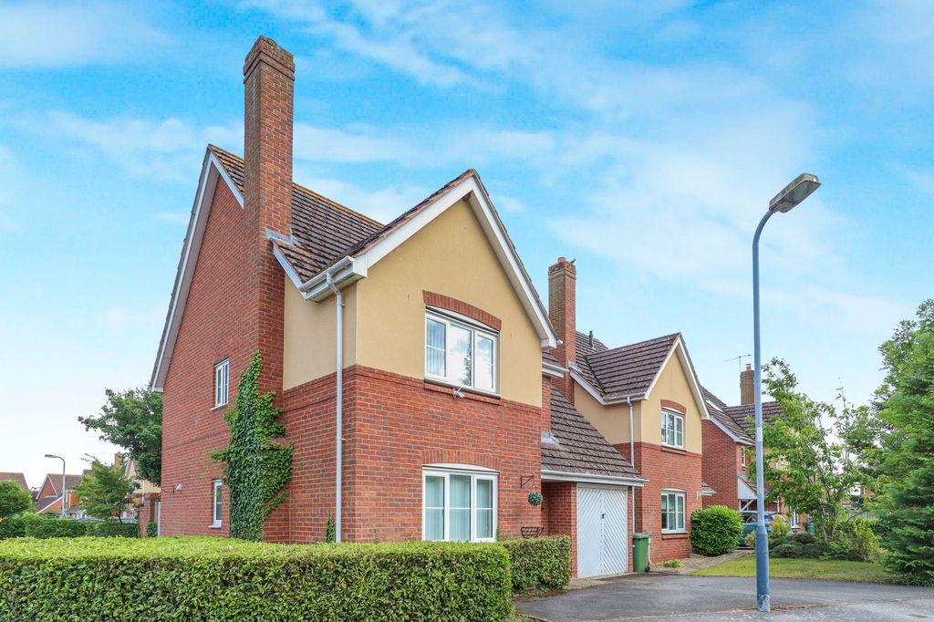 Property photo 1 of 19