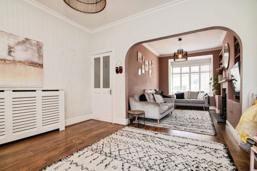 Property photo 2 of 16