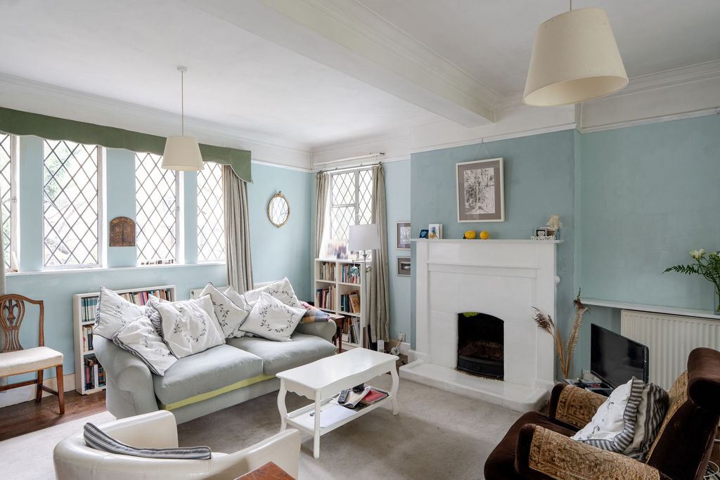 Property photo 2 of 14 Reception 1