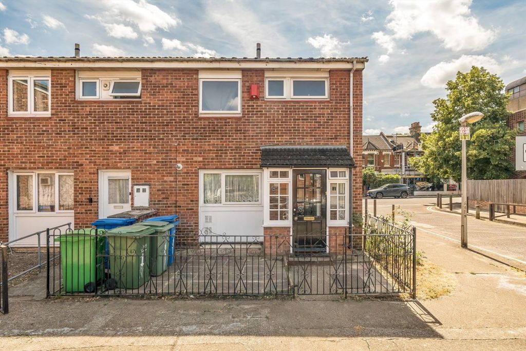 Property photo 1 of 6