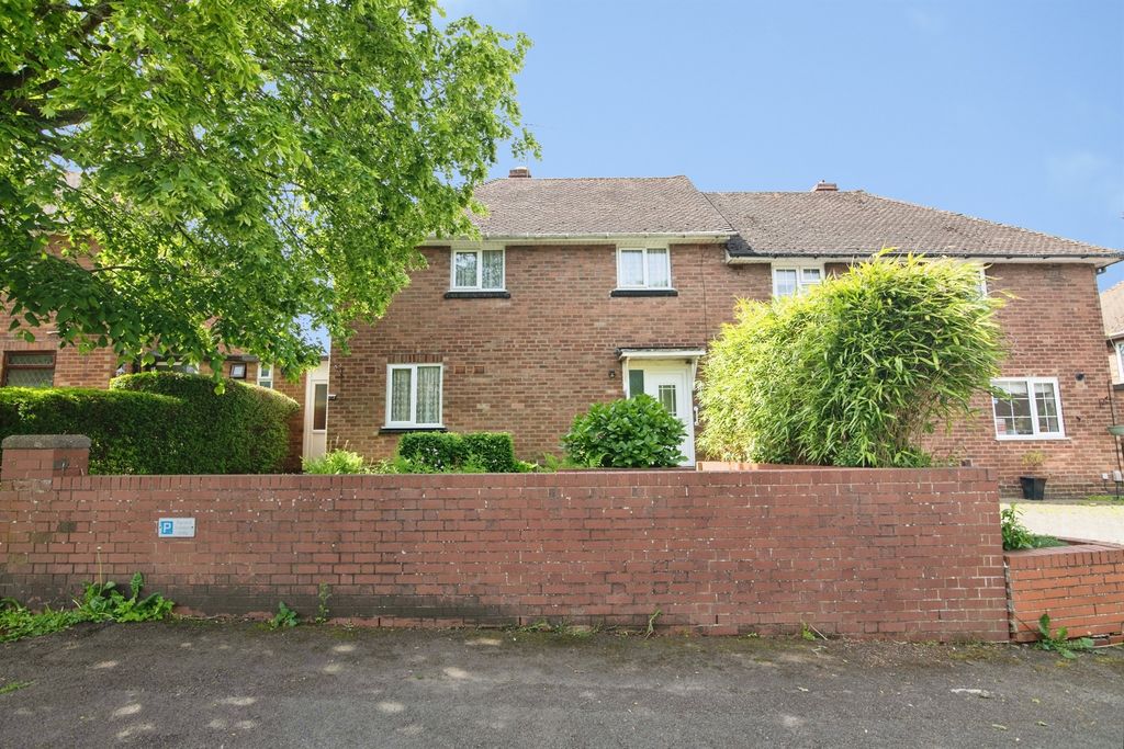 Property photo 1 of 13
