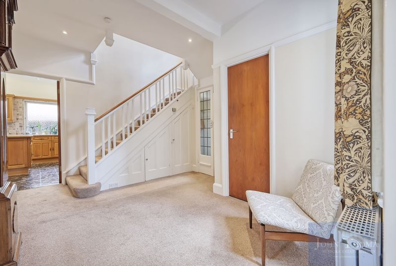 Property photo 3 of 43 Photo 3