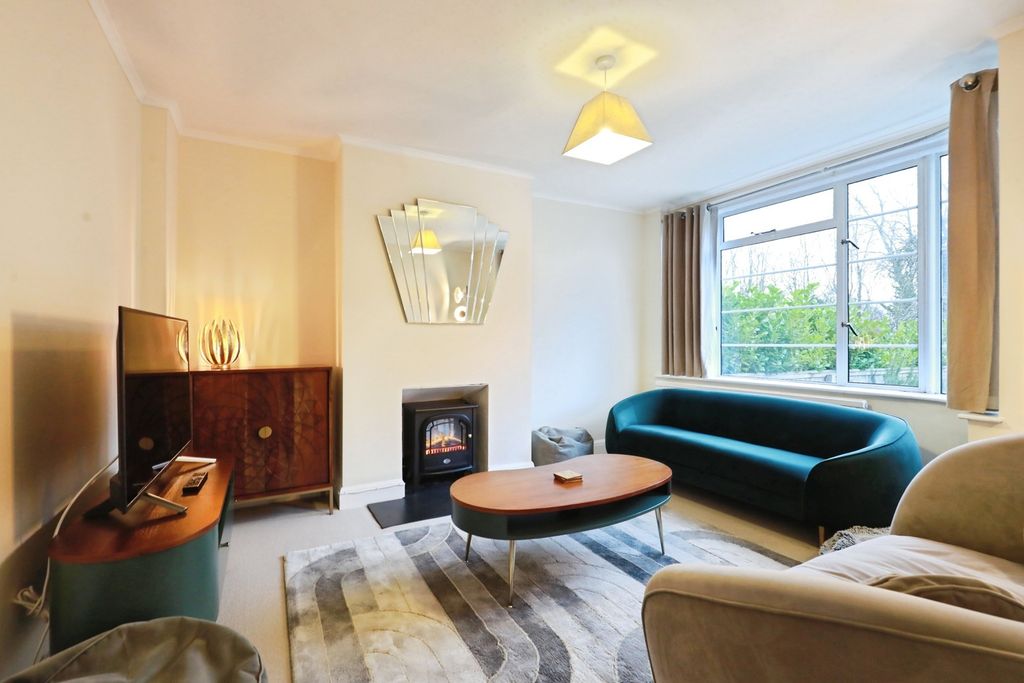 Property photo 2 of 18 Pbox-Img.Jpg