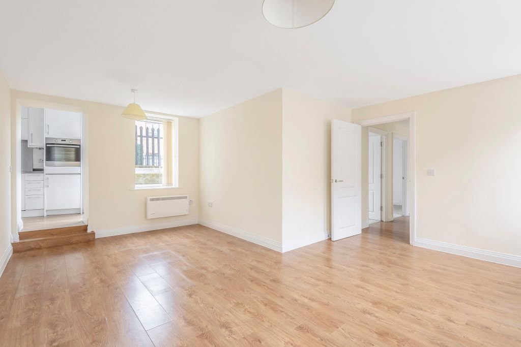 Property photo 2 of 10 675229 (4)