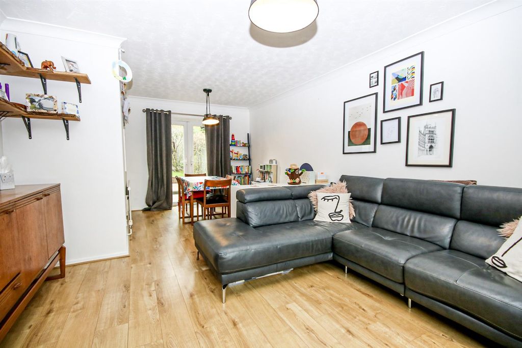 Property photo 1 of 16 14-Img_0465.Jpg
