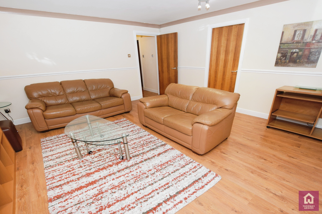 Property photo 3 of 18 Picture No. 14