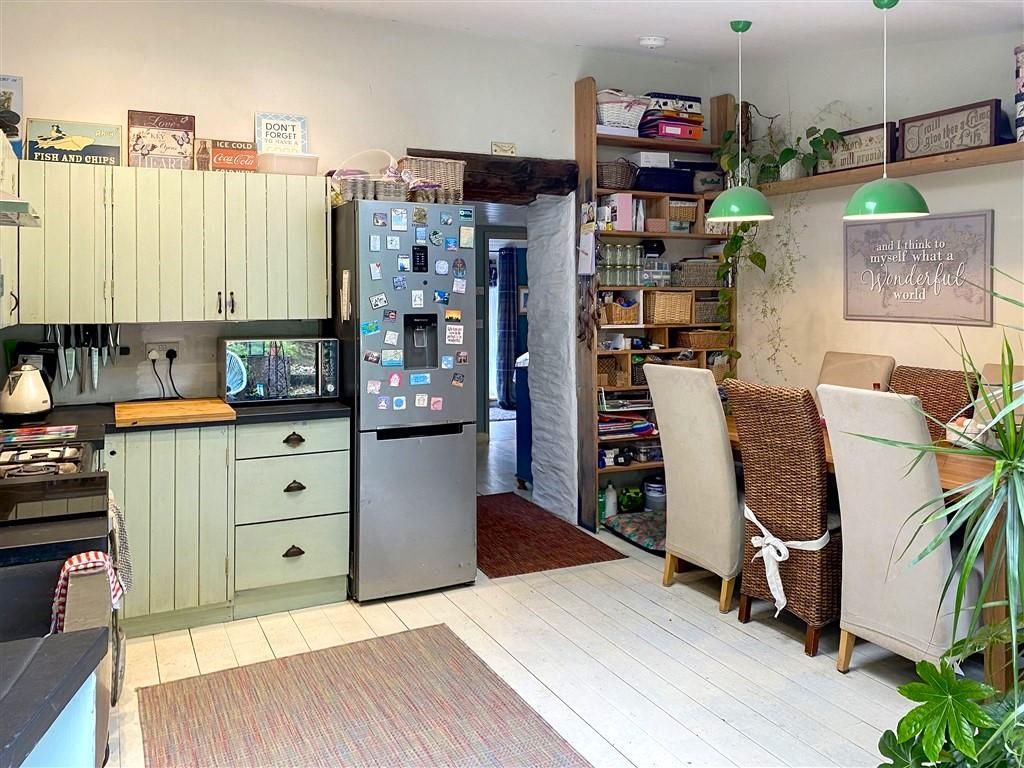 Property photo 3 of 29 Kitchen / Diner