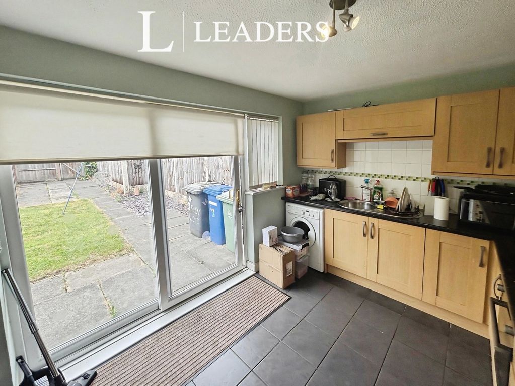Property photo 3 of 9 Pbox-Img.Jpg