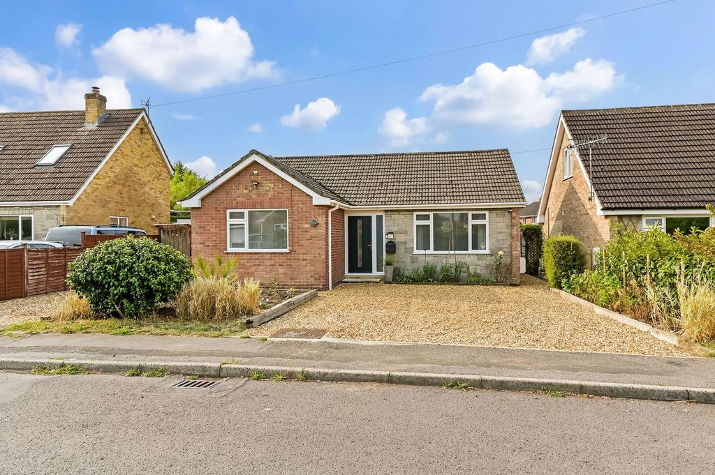 Property photo 1 of 23